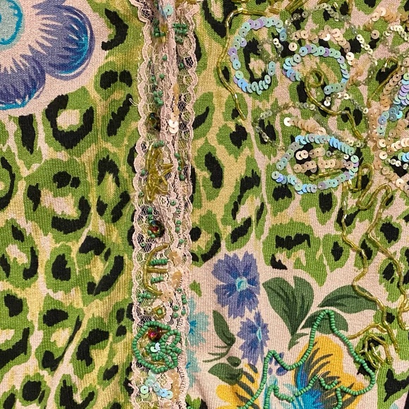 W Medium Vintage Charlotte Tarantola (Anthropologie) beaded sweater. - Picture 4 of 8